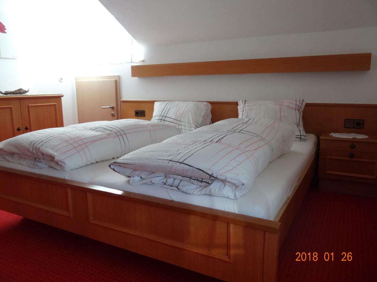 Gaestehaus Walch-Riml Имст Экстерьер фото
